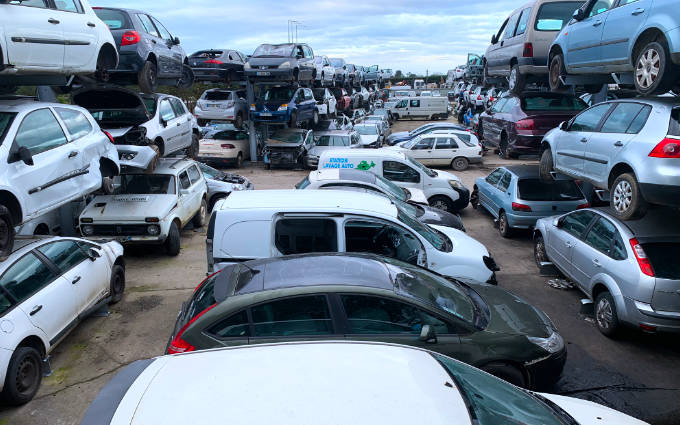 Casse auto et pièce détachées à Coutras, Libourne, La Roche Chalais, Bordeaux.